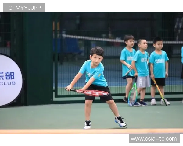 深圳网球队的耐力之道:揭秘网球巨献背后的训练与坚持