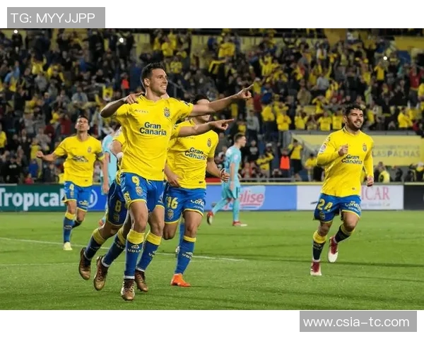 足球明星与顶级门将的精彩对决谁能笑到最后揭晓足球技术的巅峰挑战 足球明星与顶级门将的精彩对决谁能笑到最后揭晓足球技术的巅峰挑战