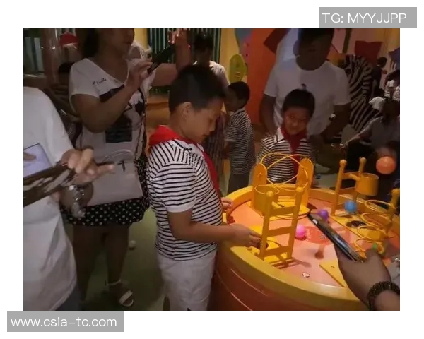 女孩与众多足球明星亲密合影展现青春活力与梦想追逐的美好瞬间 女孩与众多足球明星亲密合影展现青春活力与梦想追逐的美好瞬间